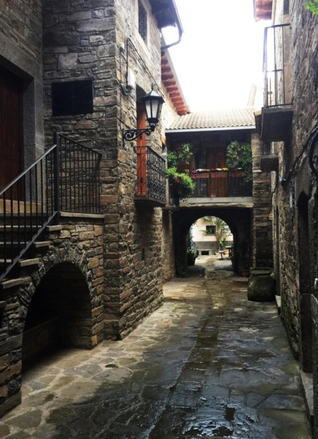 Casa Encuentra, En El Pirineo Al Lado De Ainsa Pensionat El Pueyo de Araguás Exteriör bild