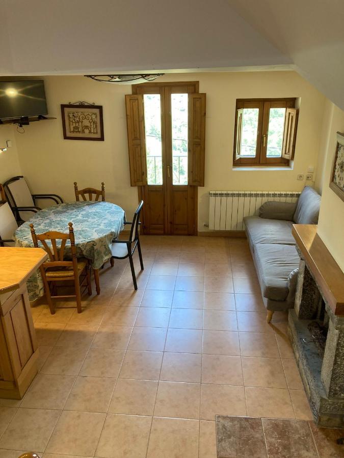Casa Encuentra, En El Pirineo Al Lado De Ainsa Pensionat El Pueyo de Araguás Exteriör bild