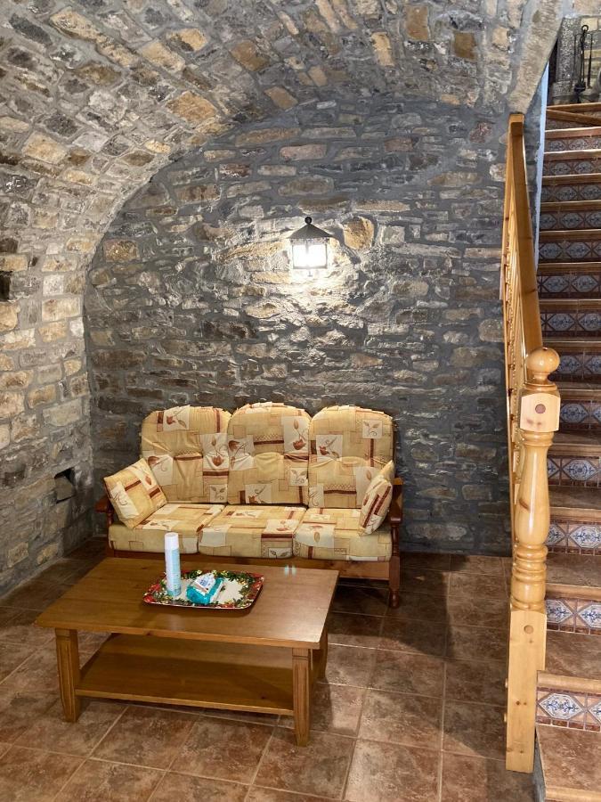 Casa Encuentra, En El Pirineo Al Lado De Ainsa Pensionat El Pueyo de Araguás Exteriör bild
