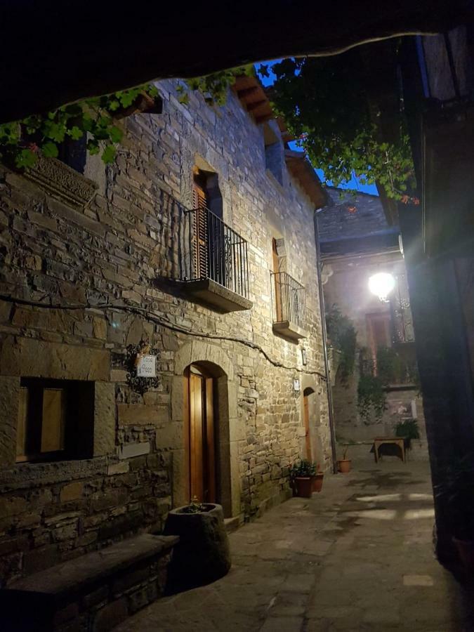 Casa Encuentra, En El Pirineo Al Lado De Ainsa Pensionat El Pueyo de Araguás Exteriör bild