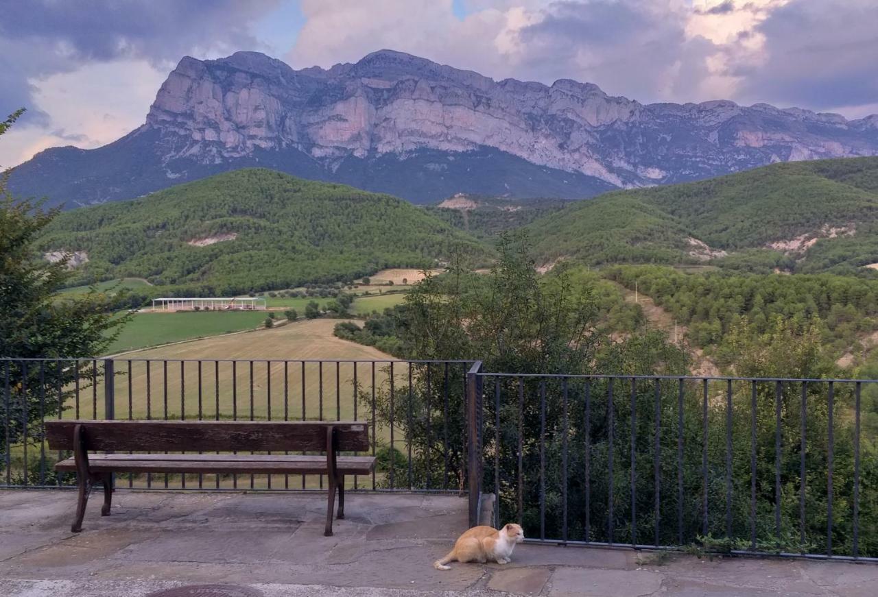 Casa Encuentra, En El Pirineo Al Lado De Ainsa Pensionat El Pueyo de Araguás Exteriör bild